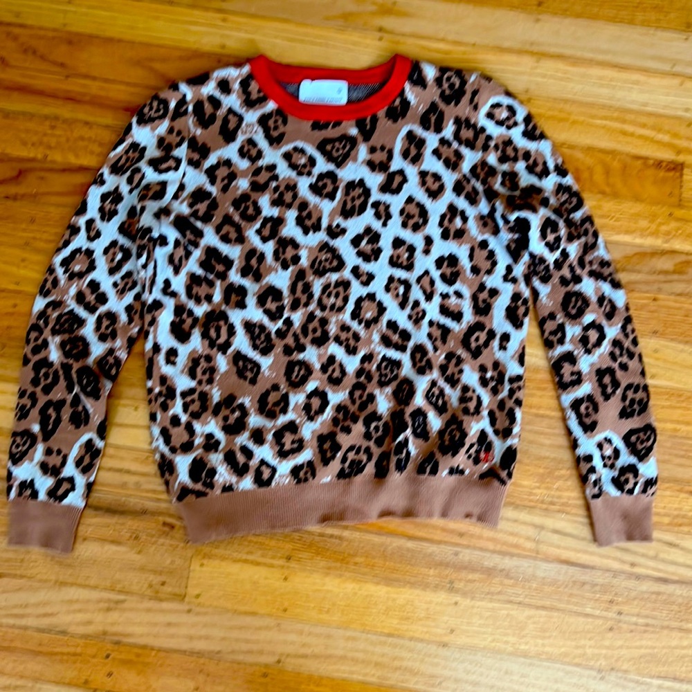 Cheetah crew neck sweater with lovely red trim